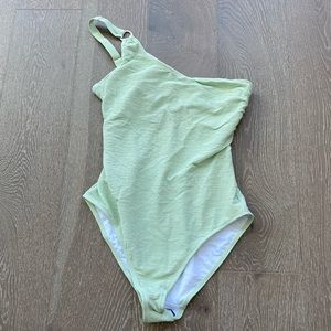 Ivory Rose Fuller bust one-shoulder swimsuit